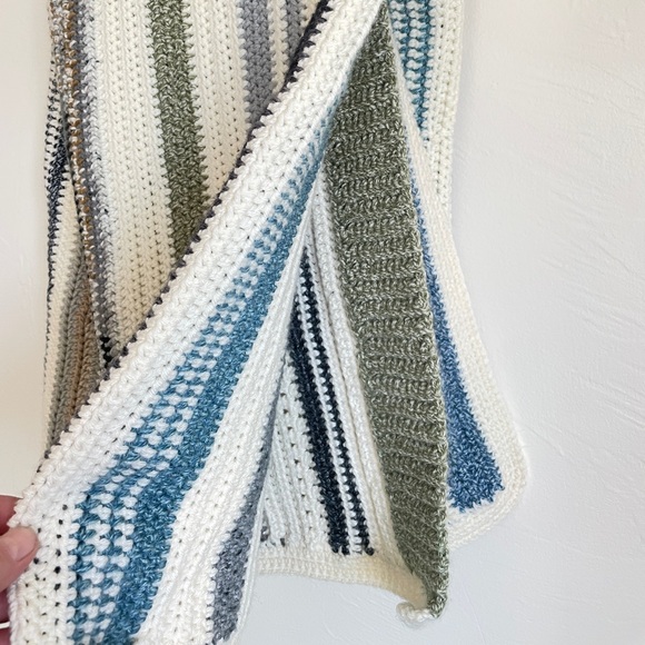 Crochet Multicolor Throw - Picture 3 of 5